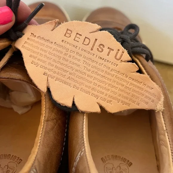 BedStu women’s Holly Sneakers In Tan Rustic leather Sz 9 new In Box - Picture 6 of 9